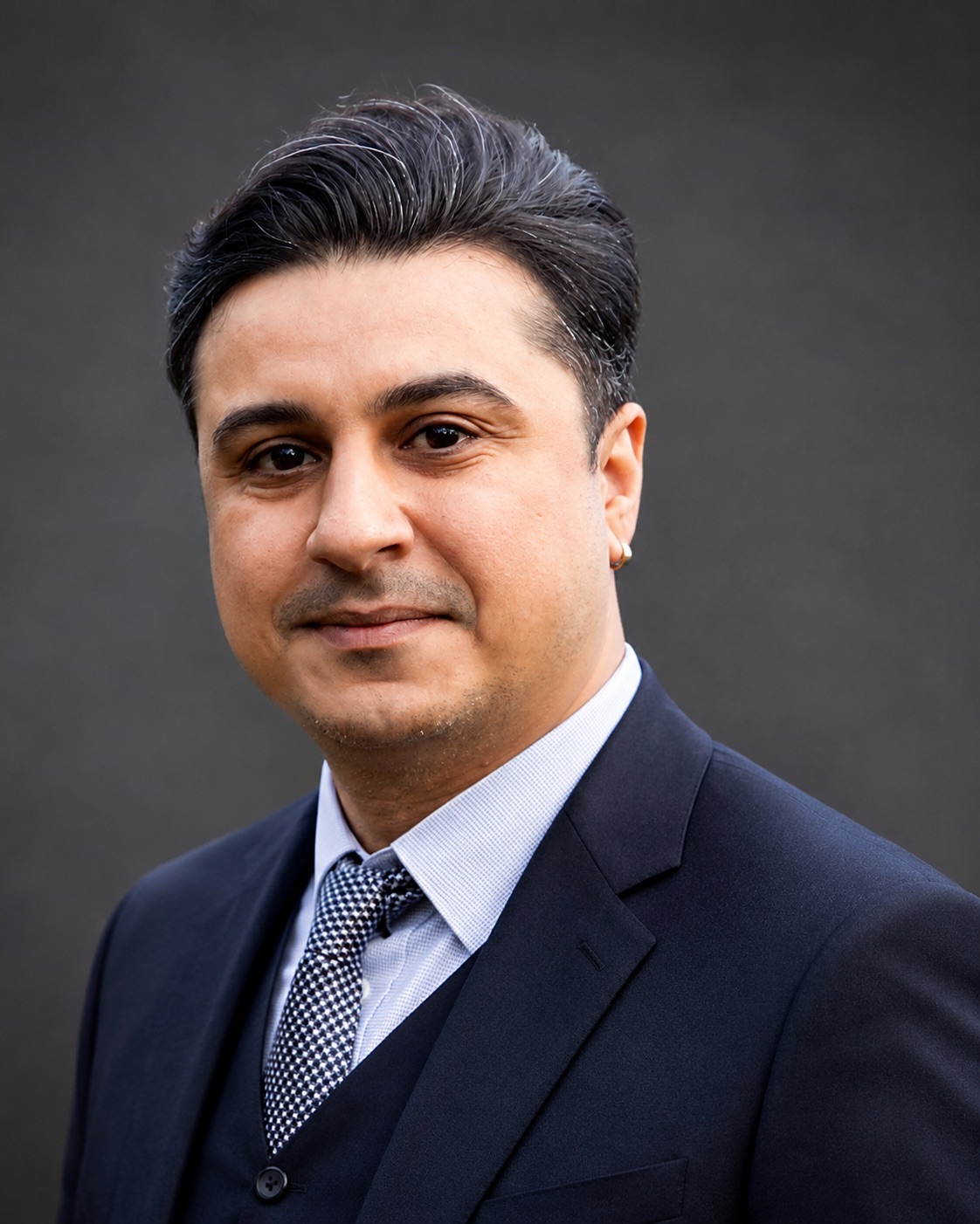 Portrait of Dr Pedram Nourani